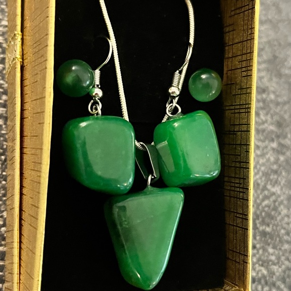 Real silver and real Jade homemade jewelry set 3pc - Picture 2 of 5